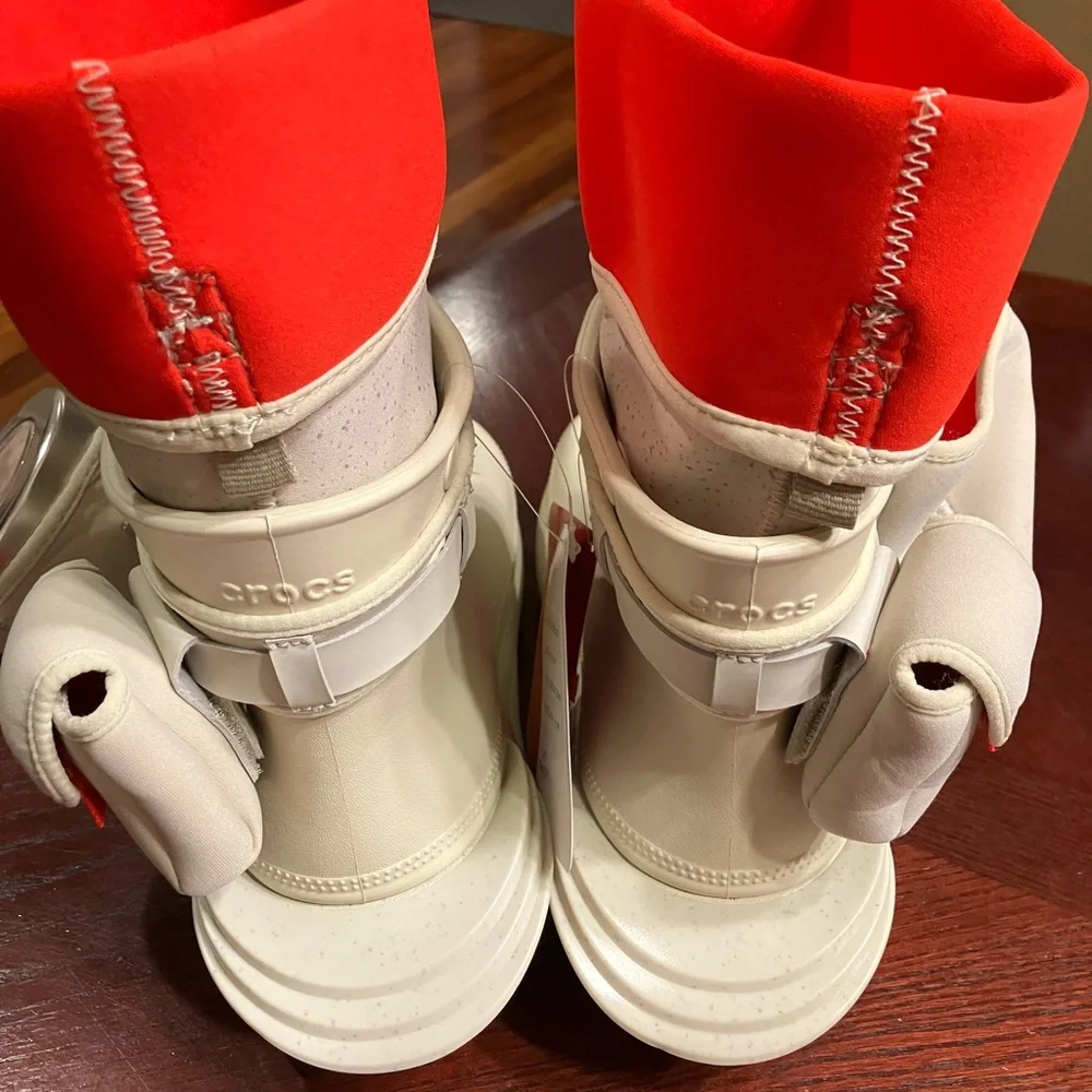 Limited edition Pringles Crocs boots - Picture 2 of 11